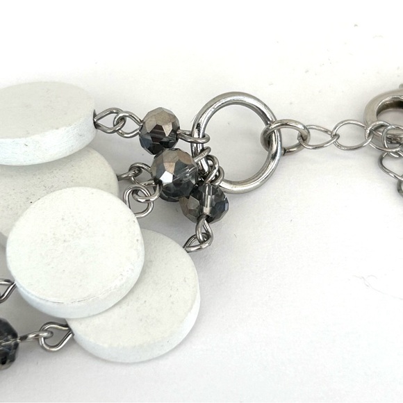 Black White Wooden Disc Facetted AB Crystals Necklace - Picture 6 of 9
